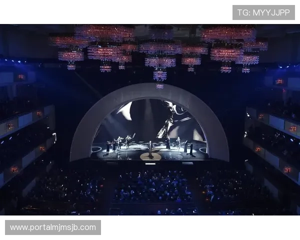 2026美加墨世界杯签运揭晓：东道主球队的抽签优势与潜在风险分析