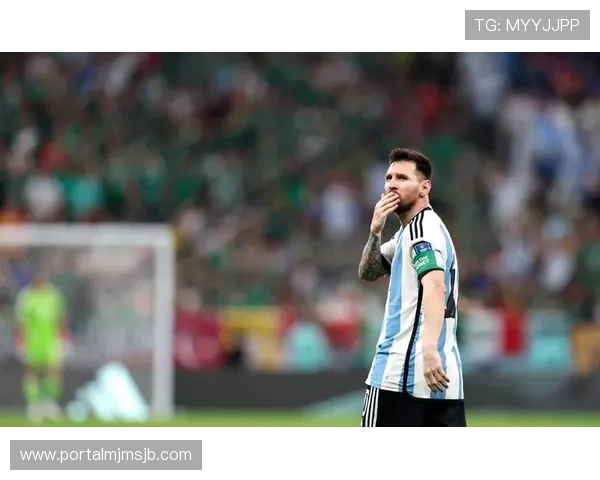 梅西世界杯比赛中的关键时刻与精彩进球，带你重温足球历史经典瞬间